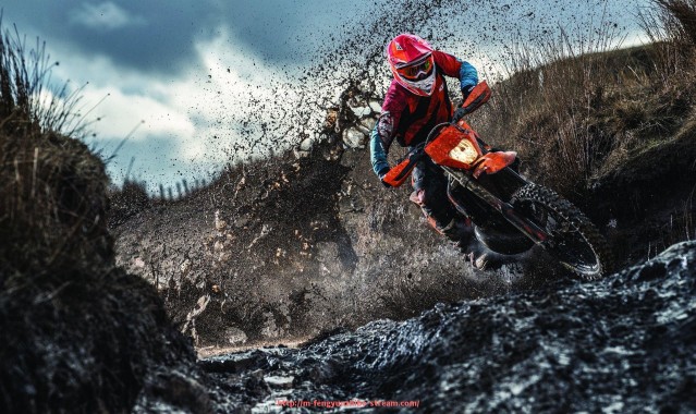 风云直播-法甲主教练战术调整策略:应对不同对手的战术部署